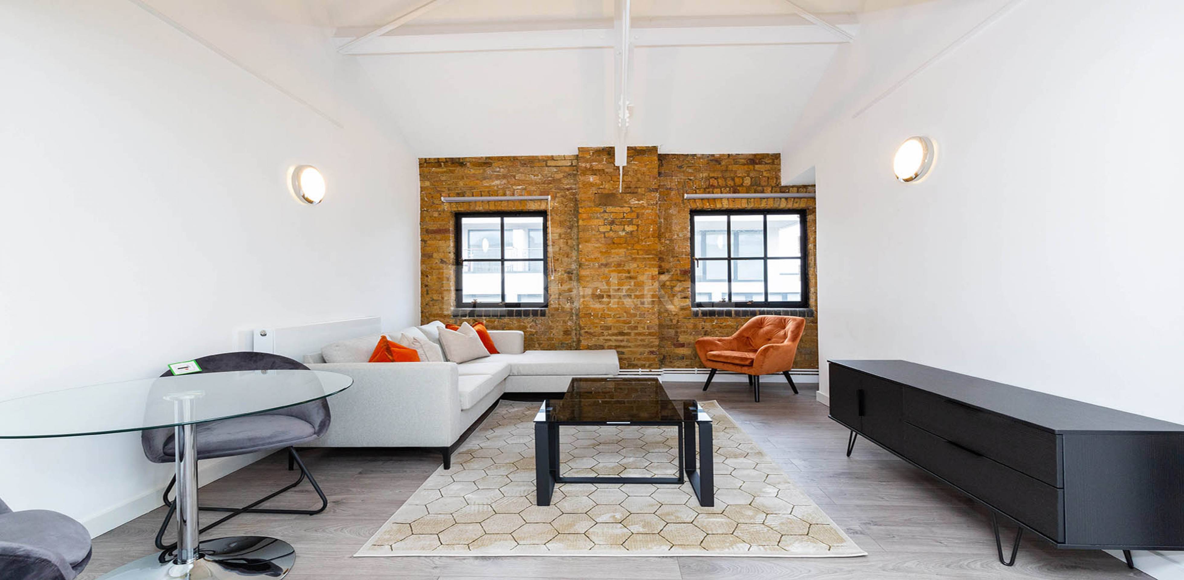 			3 Bedroom, 2 bath, 1 reception Apartment			 SPRINGFIELD HOUSE LOFTS-TYSSEN STREET, DALSTON/HAGGERSTON E8